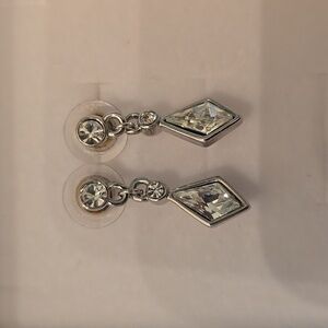 Elegant Silver Diamond-Shaped Drop Earrings